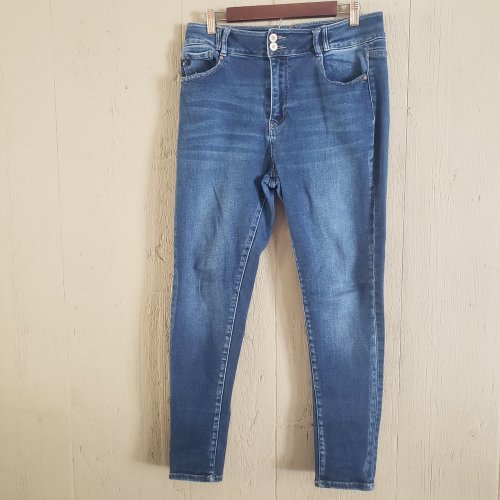 Kancan High Rise Double Button Skinny Blue Jeans Size 13 30